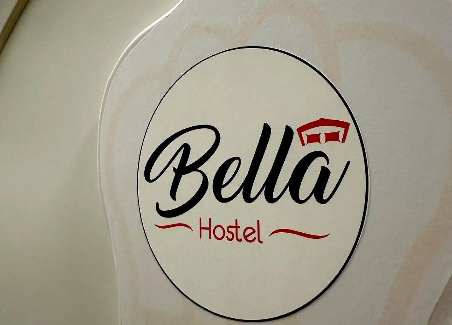Bella Hostel - Luxury Mixed Dormitory Near Dubai Airport